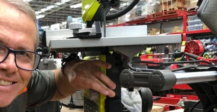 Battery powered GPS tracker to keep tradie tools safe